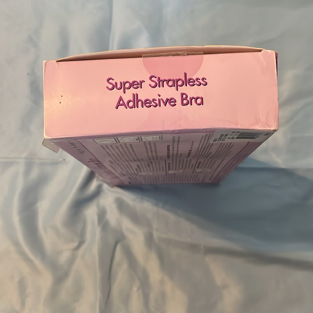 Lingerie Solutions Super Strapless Adhesive Bra - Picture 4 of 9